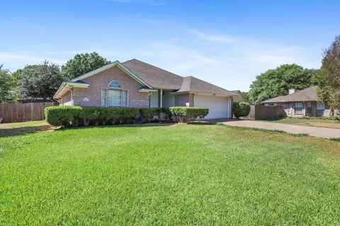 805 Short Line Blvd, Midlothian, TX 76065