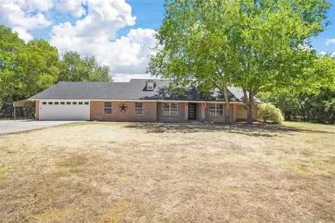 107 Valley Vista Dr, Burleson, TX 76028