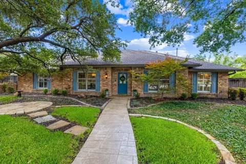 2608 Parkhaven Ct, Plano, TX 75075