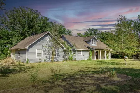 2490 An County Road 463, Montalba, TX 75853