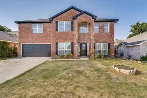 1122 Angel Fire Ln, Arlington, TX 76001