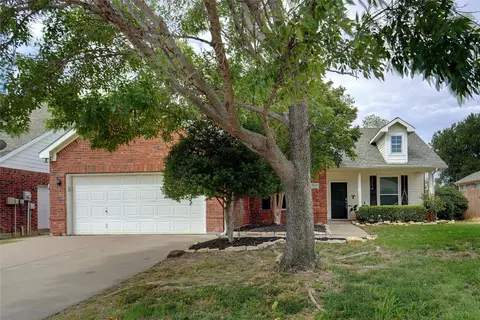 3832 Gessner Dr, Denton, TX 76210