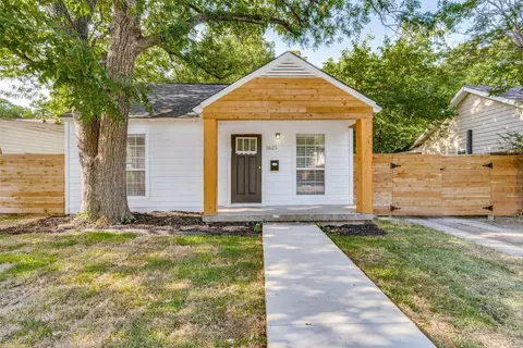 1625 Pine St, Grand Prairie, TX 75050