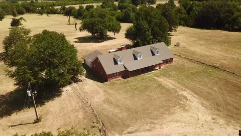 1693 County Road 2105, Ivanhoe, TX 75447