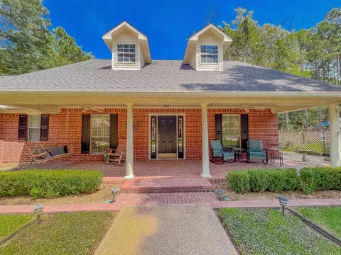 1675 Pineview Ln, Hideaway, TX 75771