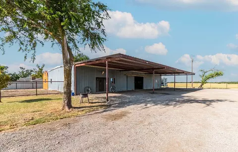 3301 Fm 1331, Taylor, TX 76574