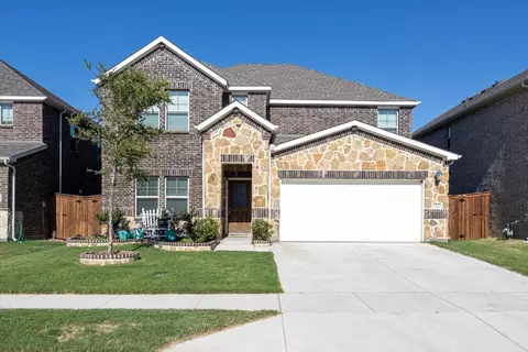 10113 Callan Ln, Fort Worth, TX 76131