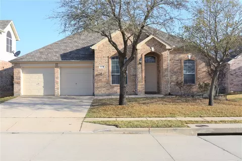 3265 Button Bush Dr, Fort Worth, TX 76244