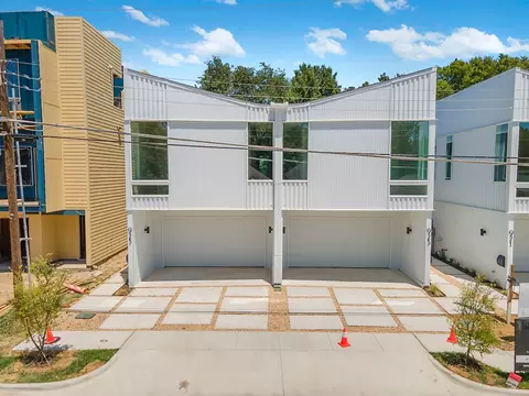 925 Bayonne St, Dallas, TX 75212