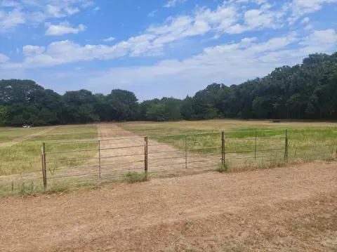 Lot 4 Bloomfield Road, Valley View, TX 76272