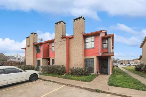 8005 Rothington Rd #11-17, Dallas, TX 75227