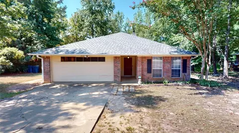 15639 Brittain Ct, Lindale, TX 75771