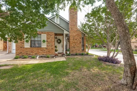 2771 Harbinger Ln, Dallas, TX 75287