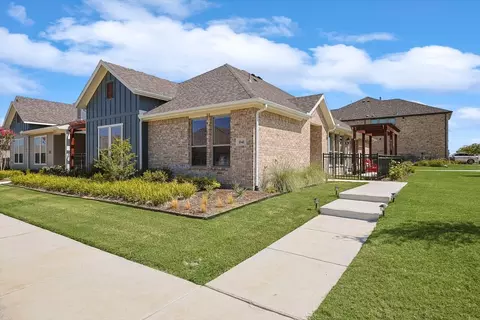 1041 3rd St, Argyle, TX 76226