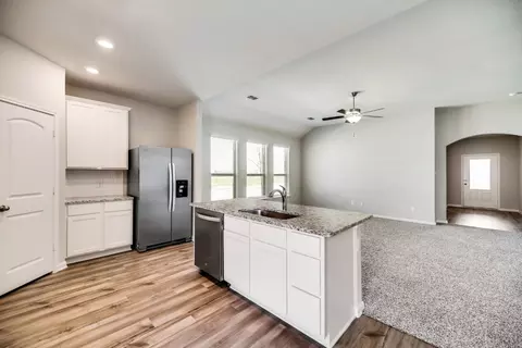2104 Hardwick Dr, Anna, TX 75409 photo 4