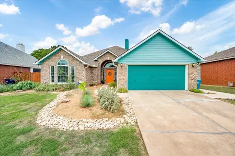 2209 Westview Trl, Denton, TX 76207
