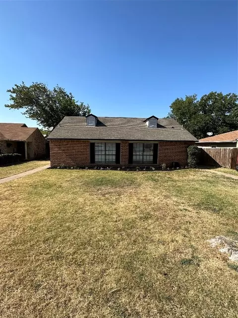 7033 Pineberry Rd #7037, Dallas, TX 75249