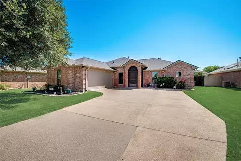 204 Hardwicke Ln, Little Elm, TX 75068