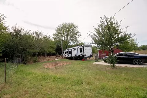 465 Whitaker Cir, Gordonville, TX 76245