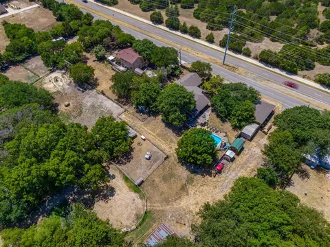 630 S Clark Rd, Cedar Hill, TX 75104