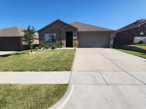 973 English Dr, Aubrey, TX 76227