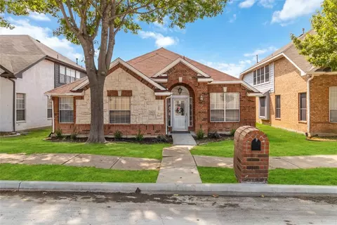 17825 Brent Dr, Dallas, TX 75287