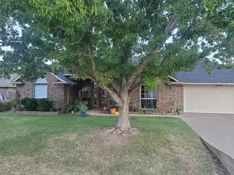 4020 Country Meadows Cir, Granbury, TX 76049