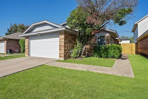 4112 Amy Dr, Mesquite, TX 75150