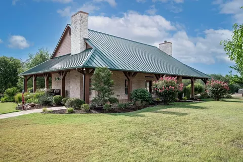 9300 Burnett Rd, Justin, TX 76247