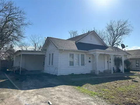 1206 Arp St, Commerce, TX 75428