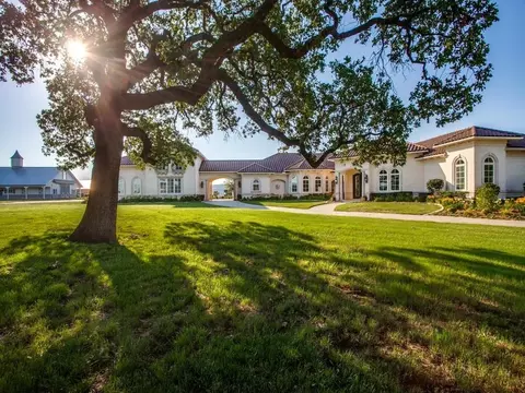 10285 A Zipper Rd, Pilot Point, TX 76258 photo 3