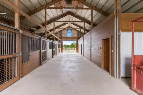 10285 A Zipper Rd, Pilot Point, TX 76258 photo 35