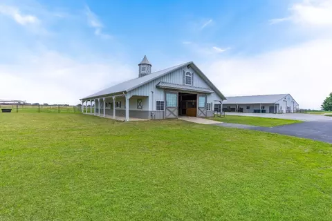 10285 A Zipper Rd, Pilot Point, TX 76258 photo 34
