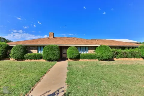 550 Country Pl S, Abilene, TX 79606