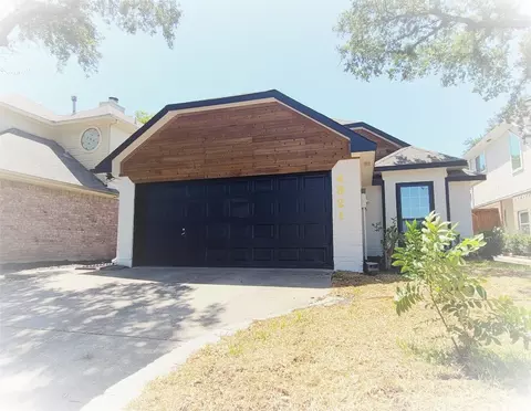 4921 Tree Top Ln, Garland, TX 75044