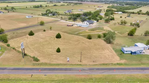 2378 Interstate Highway 30 W, Greenville, TX 75402