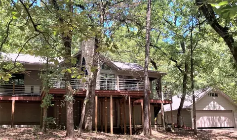 446 Winding Trl, Holly Lake Ranch, TX 75765