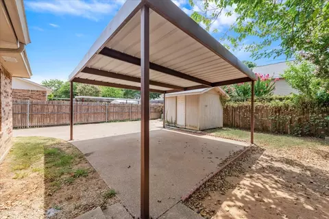 401 Augustine Dr, Euless, TX 76039 photo 24
