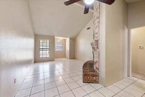 401 Augustine Dr, Euless, TX 76039 photo 6