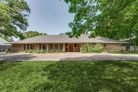 3919 Hockaday Dr, Dallas, TX 75229