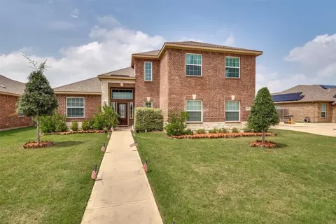 605 Roaring Springs Dr, Glenn Heights, TX 75154