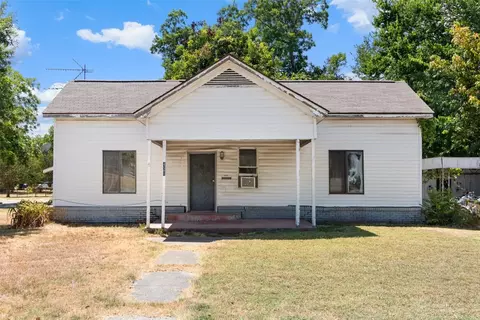 420 S 9th Ave, Teague, TX 75860