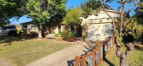 706 Leading Ln, Allen, TX 75002