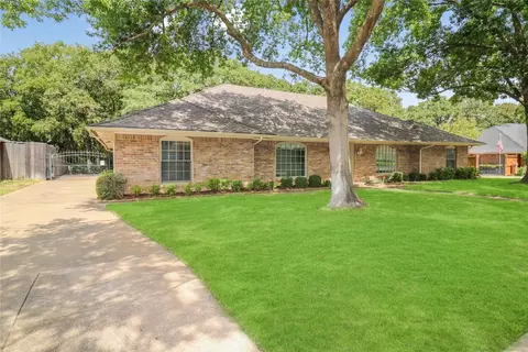 3000 Steeplechase Trl, Arlington, TX 76016