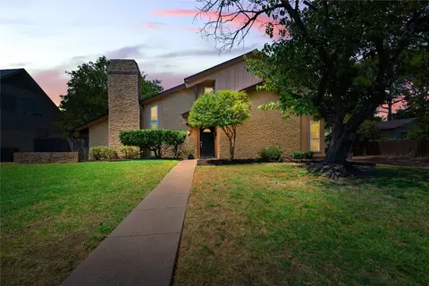 2813 Vancouver St, Irving, TX 75062