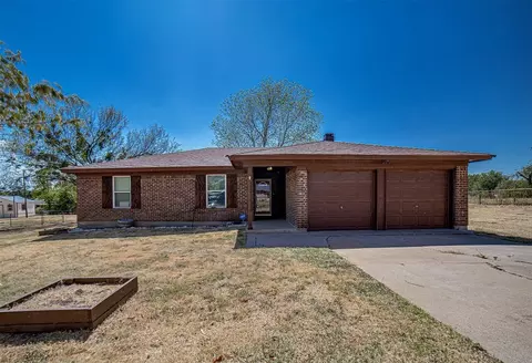 432 Pecan Dr, Burleson, TX 76028