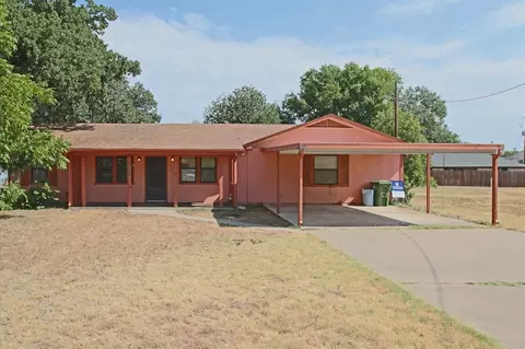 4002 Pueblo Ct, Granbury, TX 76048