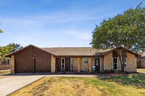 3928 Longleaf Ln, Fort Worth, TX 76137
