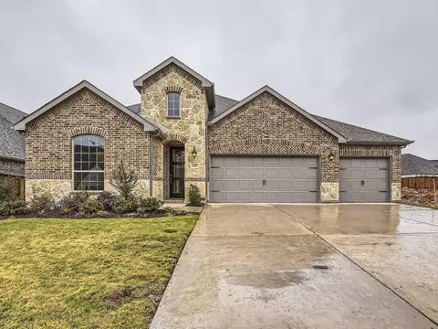 4401 Capstone Rd, Midlothian, TX 76065