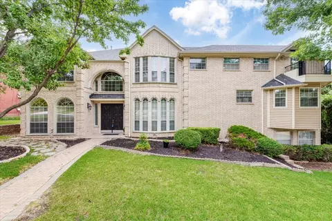 6208 Tiffany Oaks Ln, Arlington, TX 76016